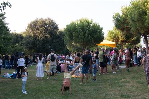 FESTA REFORÇA LAÇOS COM OS PÚBLICOS – LUGAR DAS INFÂNCIAS PARA CRIANÇAS E FAMÍLIAS, CONVERSAS COM ARTISTAS E LANÇAMENTO DE LIVRO SÃO MARCAS DESTA EDIÇÃO