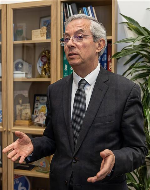 Presidente da Câmara de Ovar insiste no reforço do serviço farmacêutico no concelho junto do INFARMED