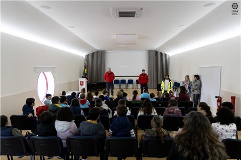 Mais de 900 alunos participam em ações de educação ambiental