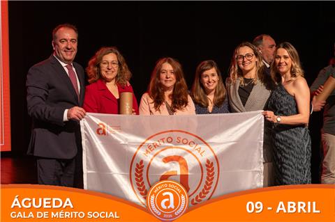 Grupo de Psicólogos em Rede distinguido com Bandeira de Mérito Social