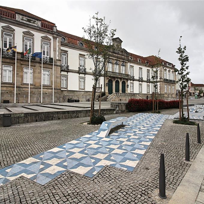 Município de Ovar vai substituir mil luminárias tradicionais por tecnologia LED em 2026